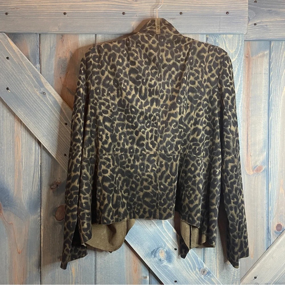 Bagatelle Collection Animal Print Jacket Draped Front Size Medium - Picture 6 of 9